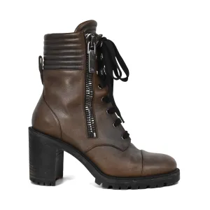 Christian Louboutin 'En Hiver' Combat Boots - Women's 39.5